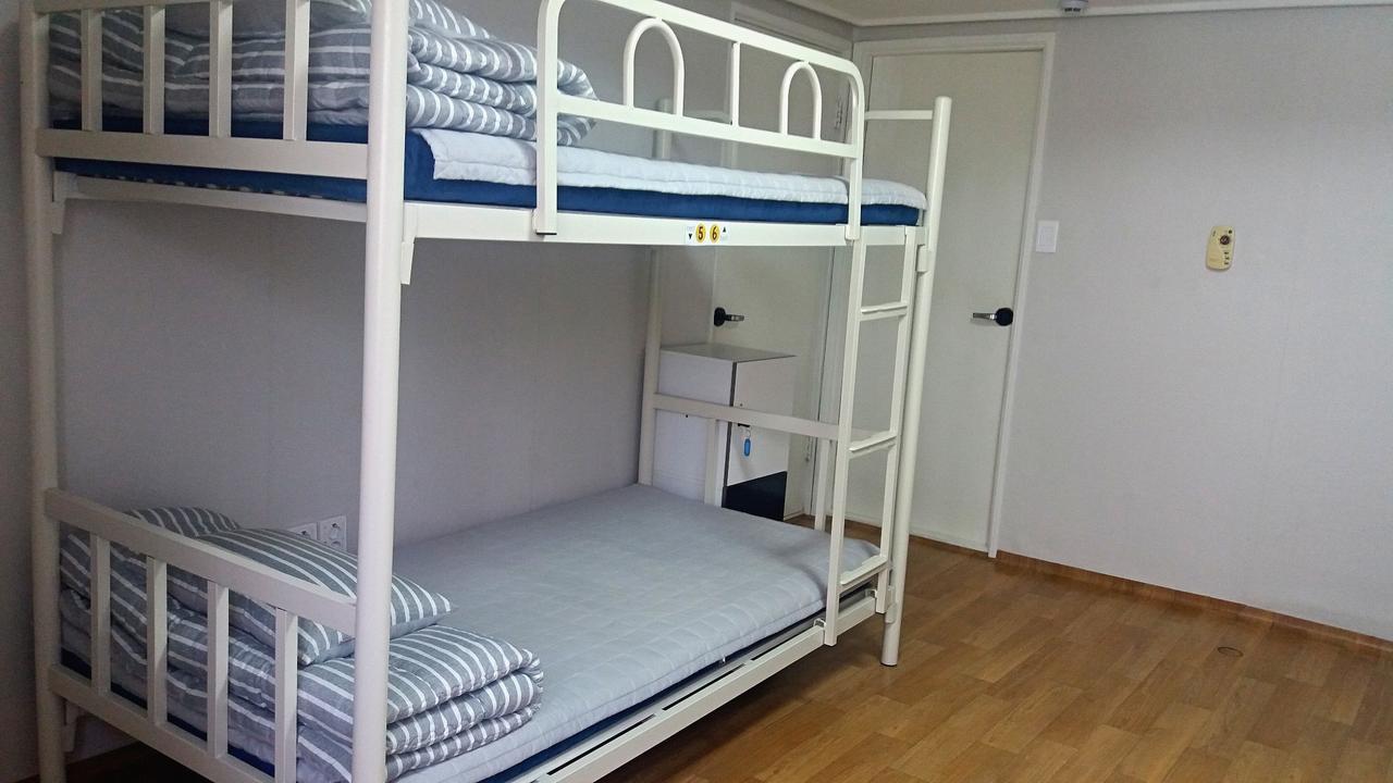 Silk Road Hostel Busan Extérieur photo